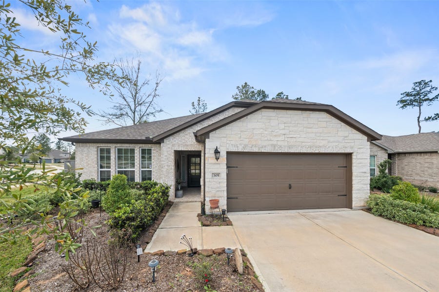 Property photo for 305 Royal Lily Trail, Montgomery, TX