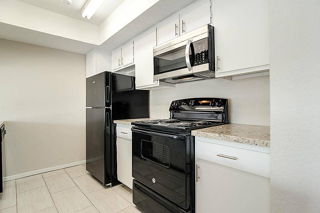 2818 S Bartell Drive, #312, Houston, TX 77054 2818 S Bartell Drive, #312, Houston, TX 77054