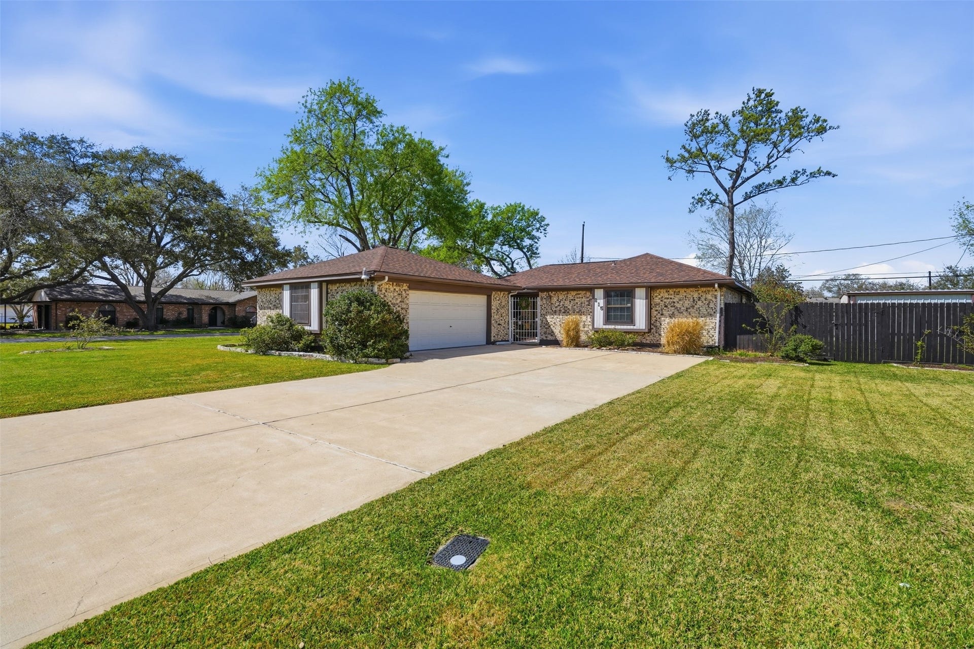 815 Wisconsin Street, South Houston, TX 77587 815 Wisconsin Street, South Houston, TX 77587