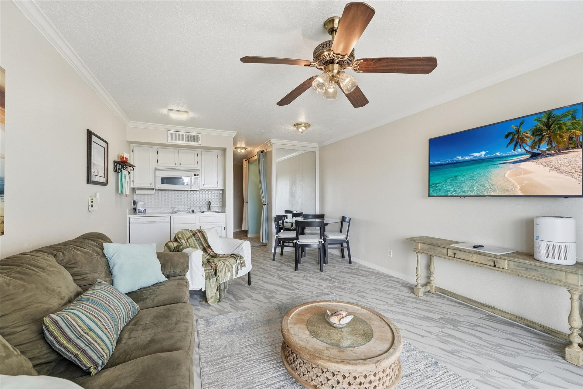 6300 Seawall Boulevard, #9321, Galveston, TX 77551 Living room open to the dining area and kitchen