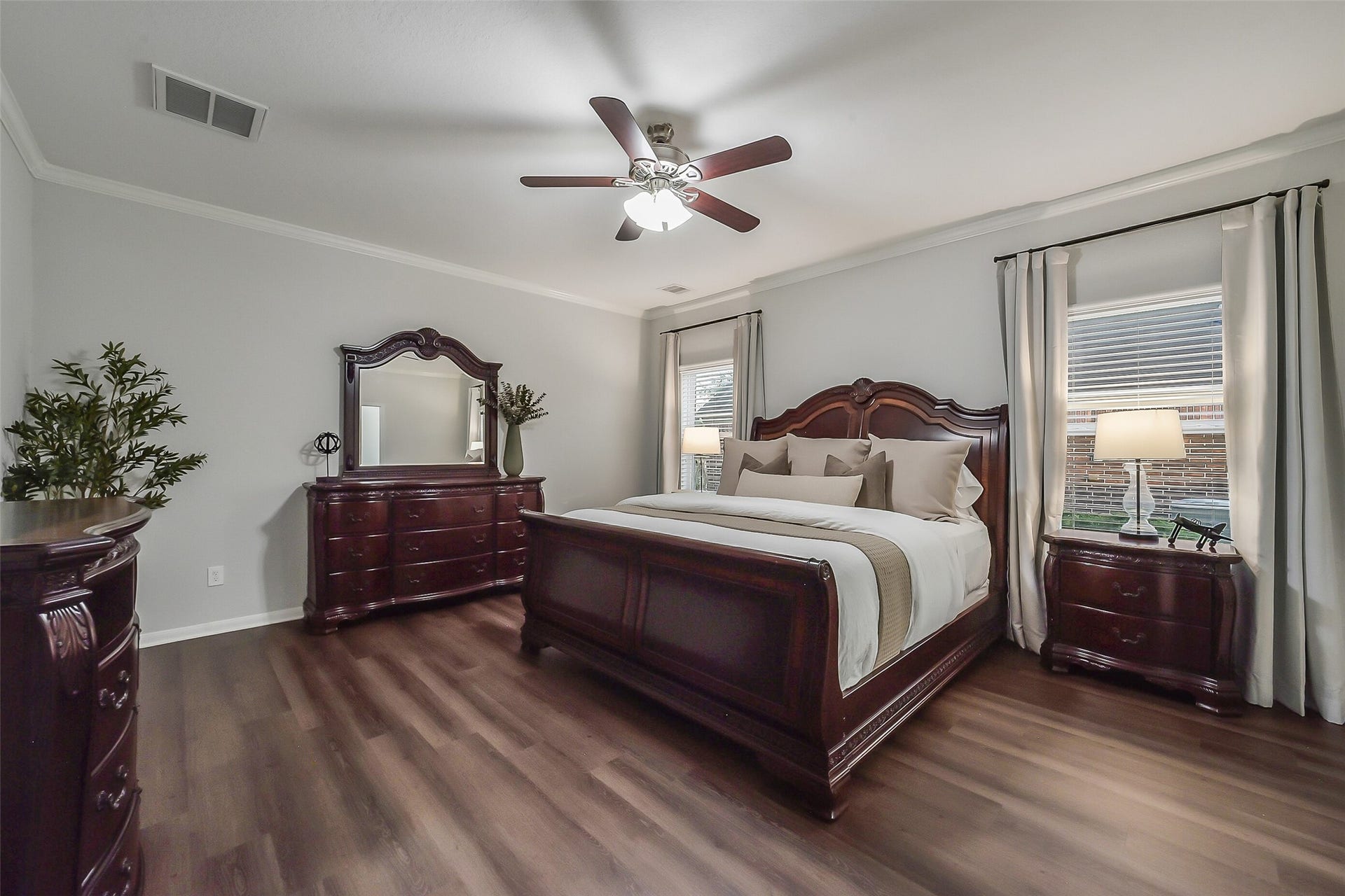 4710 Wheel Wright Trail, Rosenberg, TX 77471 4710 Wheel Wright Trail, Rosenberg, TX 77471