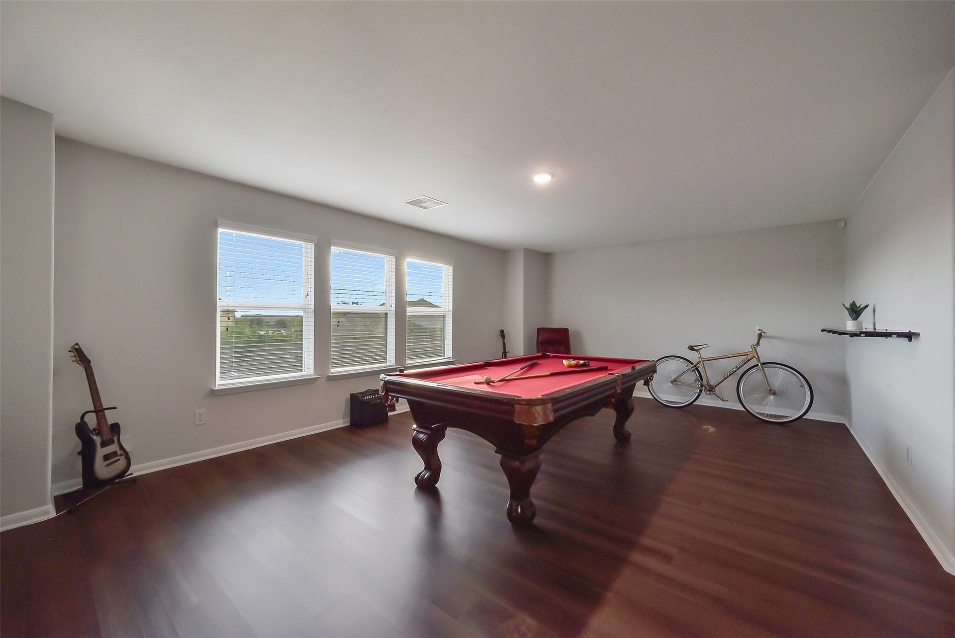 4710 Wheel Wright Trail, Rosenberg, TX 77471 4710 Wheel Wright Trail, Rosenberg, TX 77471