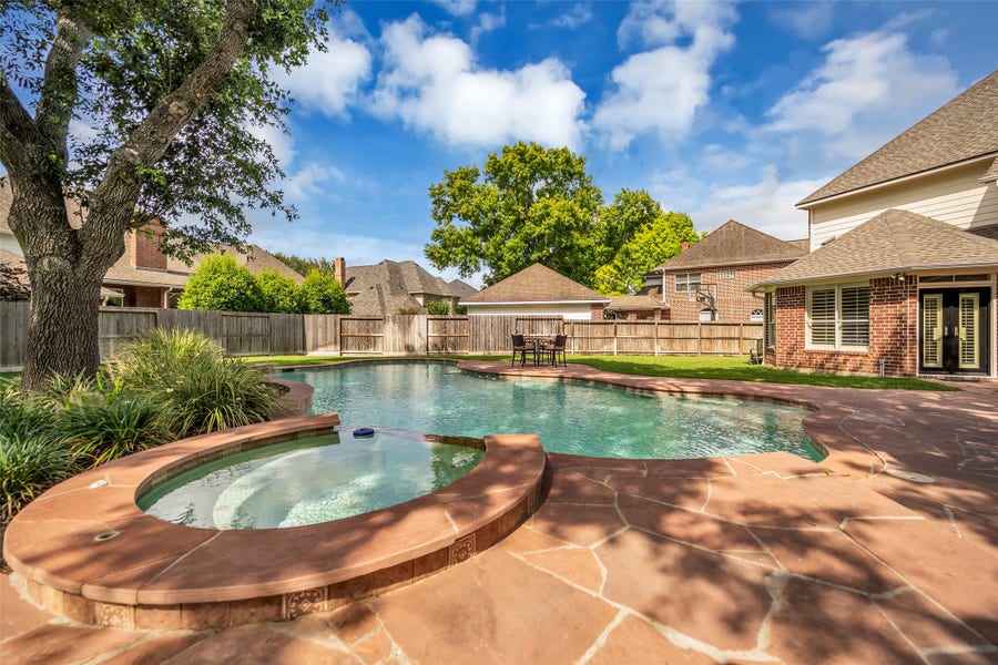 Property photo for 3306 Seminole Court, Sugar Land, TX