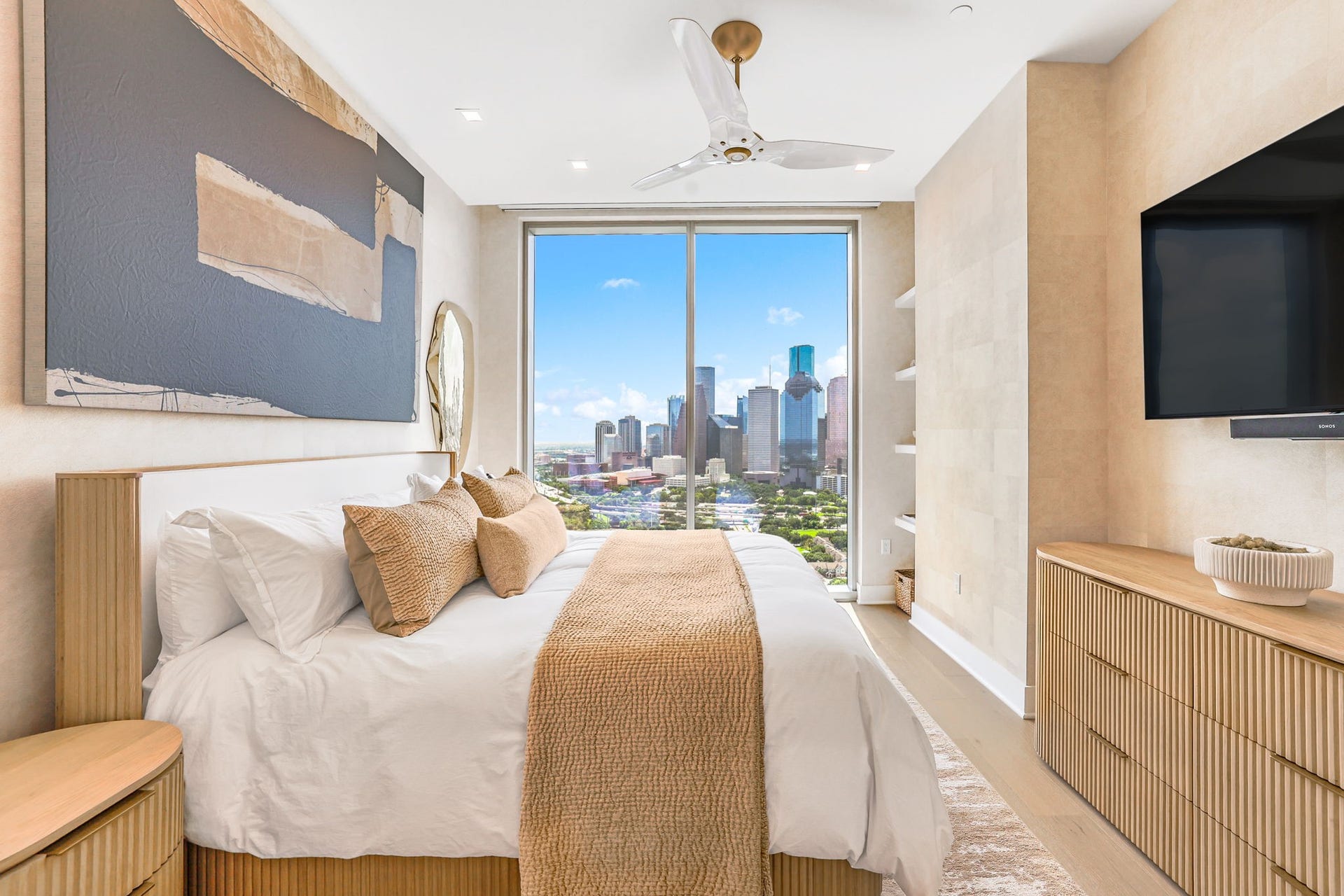 1711 Allen Parkway, #2704, Houston, TX 77019