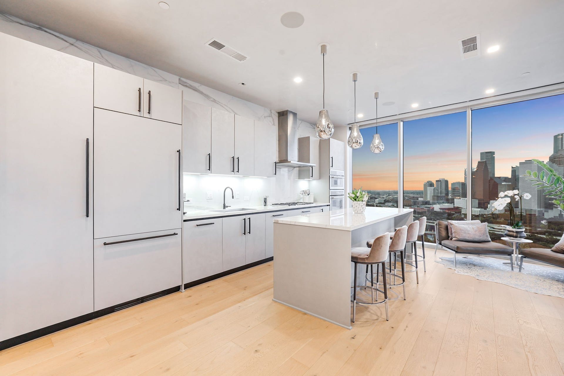 1711 Allen Parkway, #2704, Houston, TX 77019