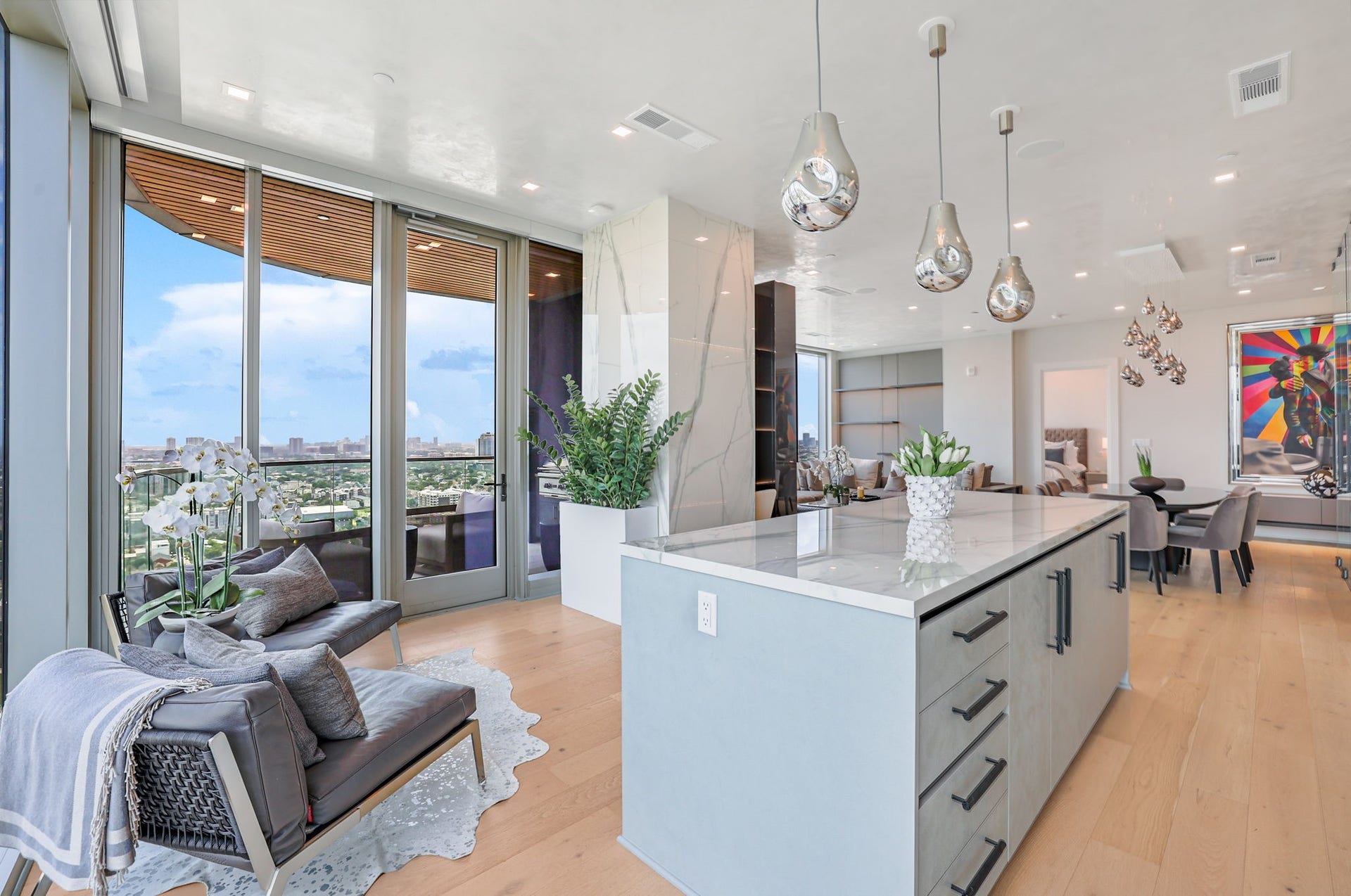 1711 Allen Parkway, #2704, Houston, TX 77019