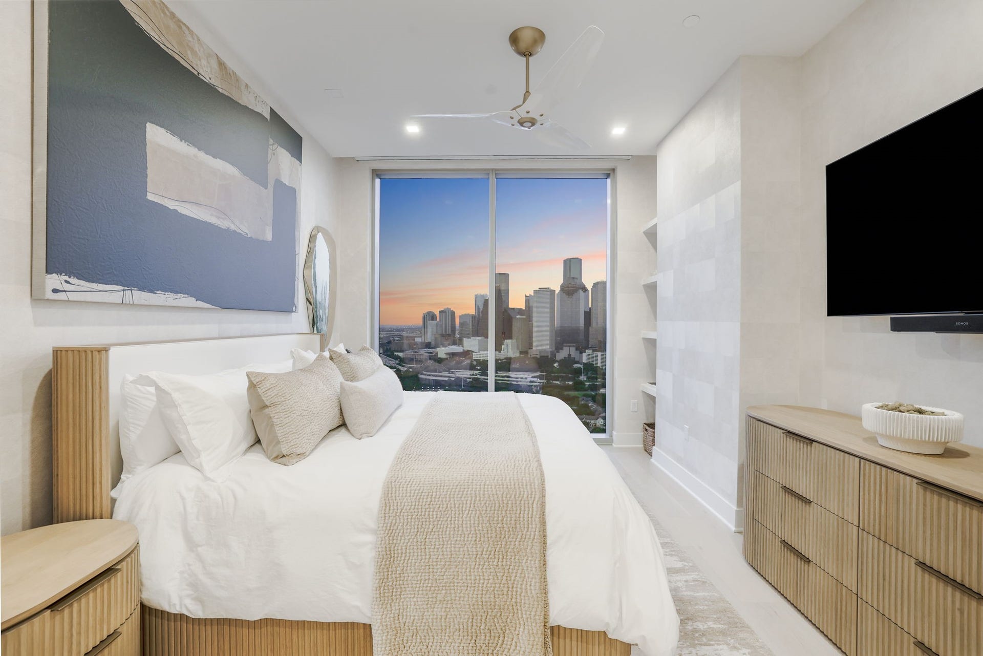1711 Allen Parkway, #2704, Houston, TX 77019