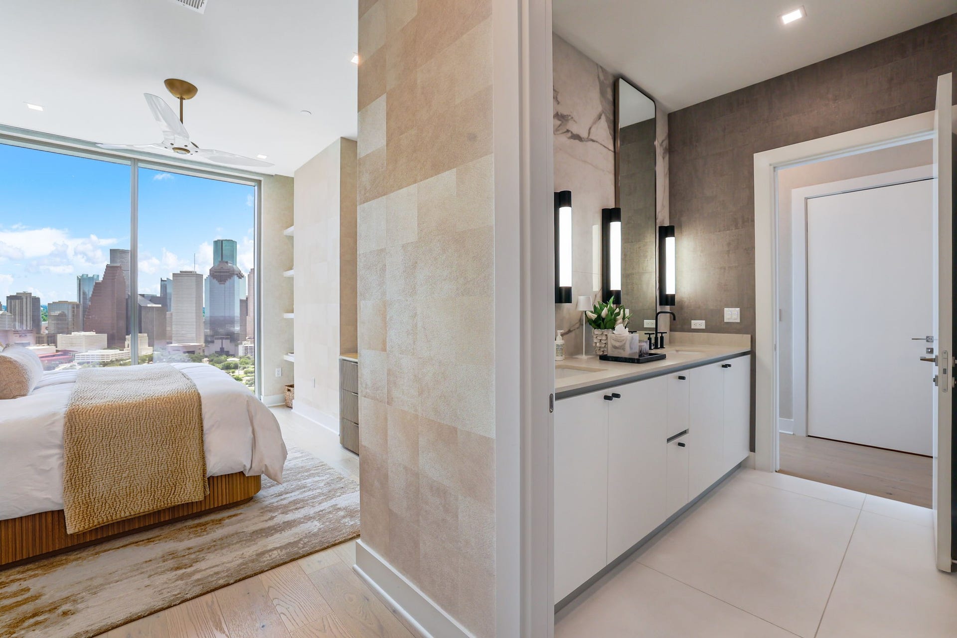 1711 Allen Parkway, #2704, Houston, TX 77019