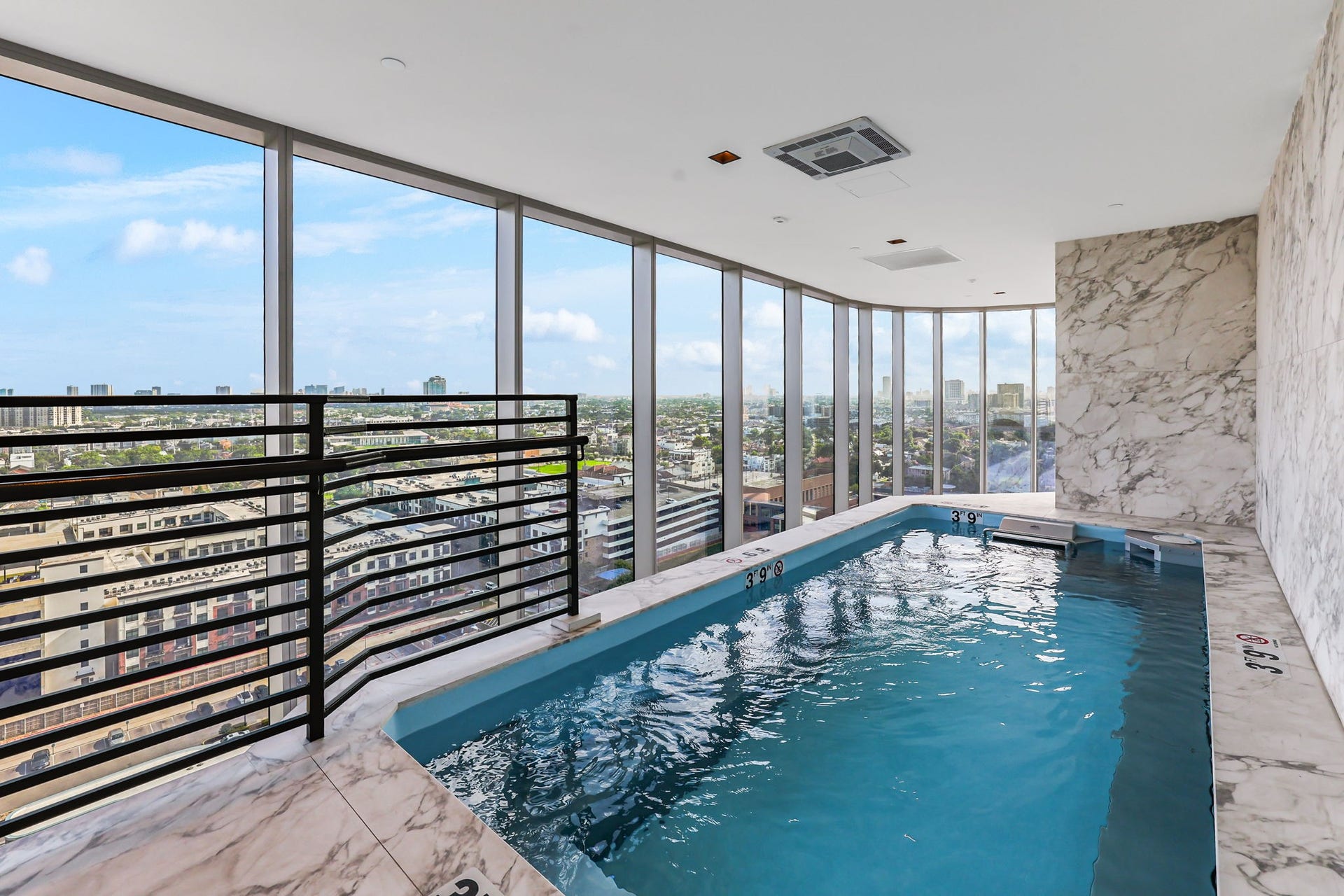 1711 Allen Parkway, #2704, Houston, TX 77019