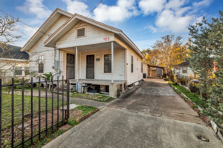 Property photo for 1113 71st Street, Houston, TX