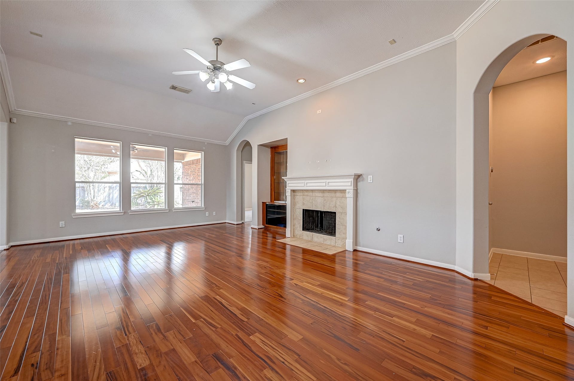 13922 Normandy Court, Sugar Land, TX 77498