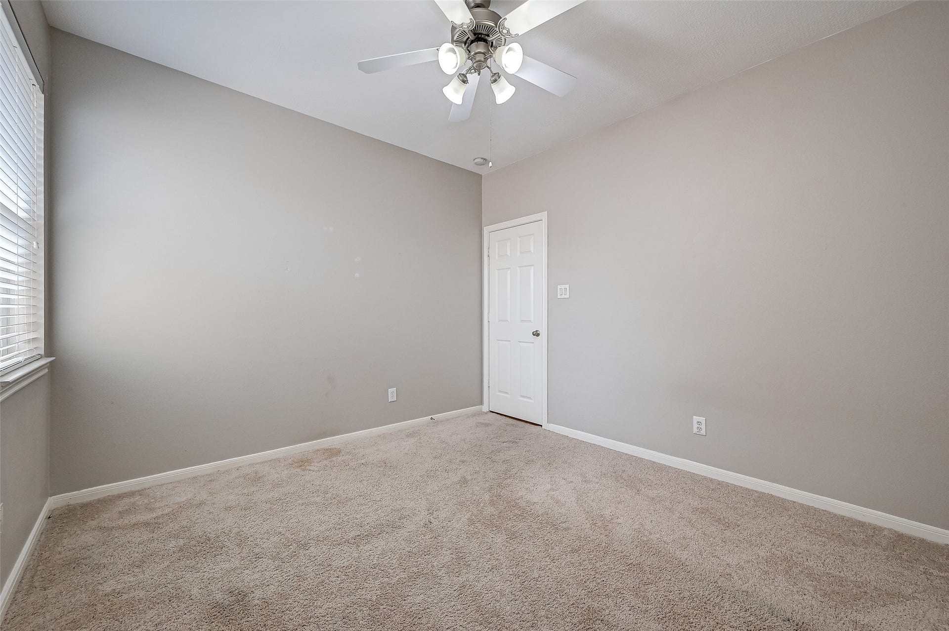 13922 Normandy Court, Sugar Land, TX 77498