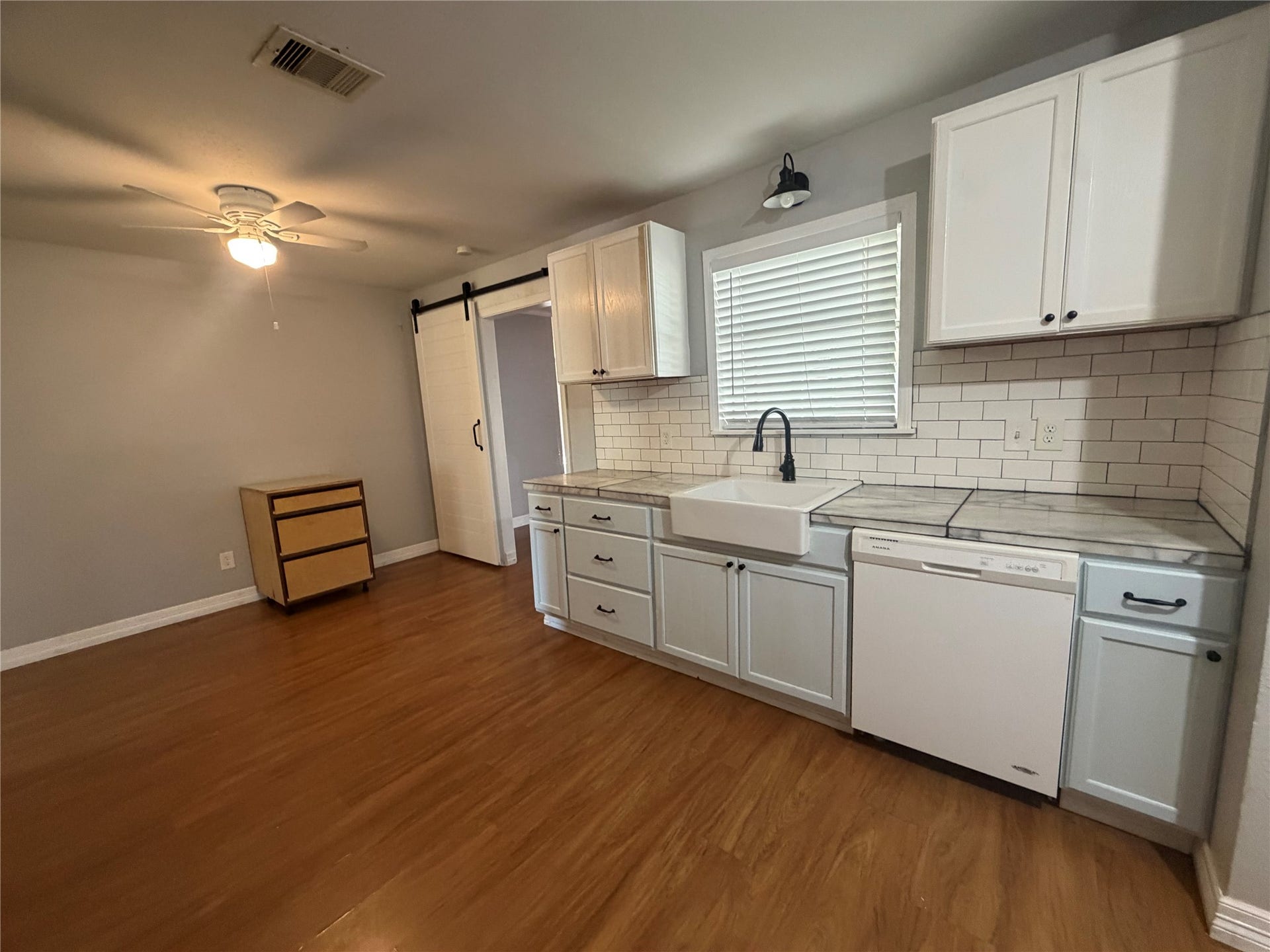 2434 Oleander Drive, Pasadena, TX 77503 2434 Oleander Drive, Pasadena, TX 77503