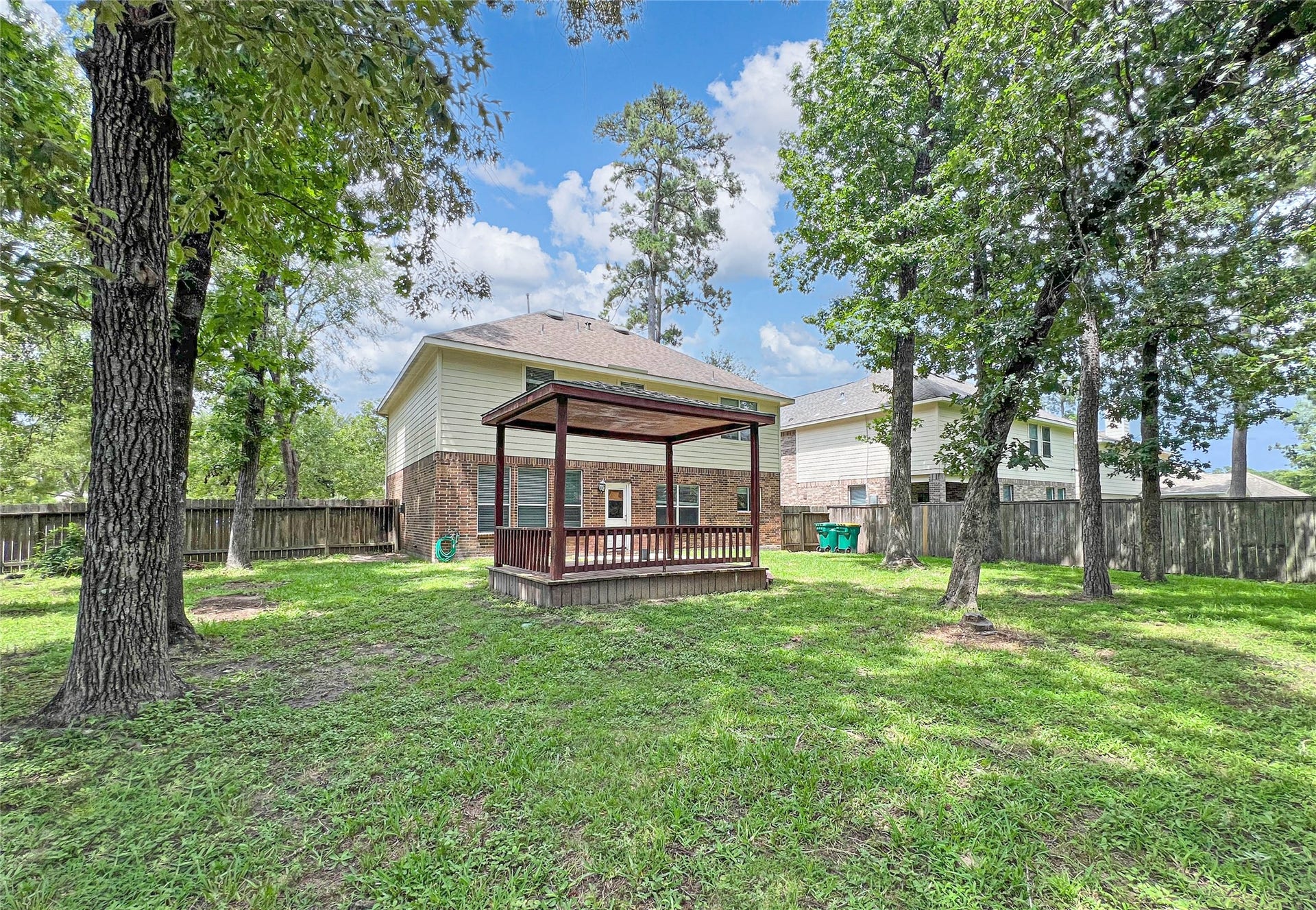 43 W Spindle Tree Circle, The Woodlands, TX 77382