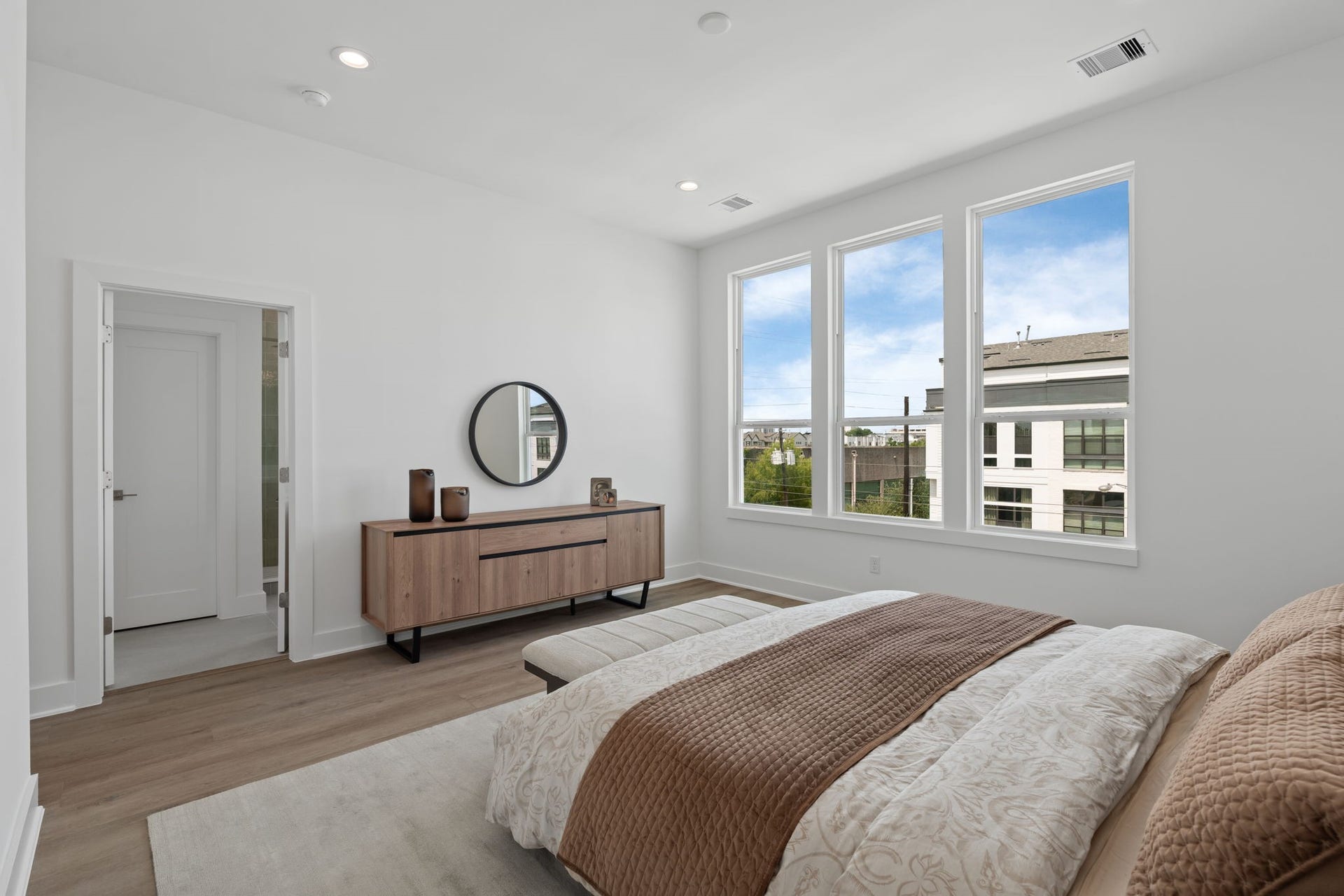 1113-1117 Ennis Street, Houston, TX 77003 1113-1117 Ennis Street, Houston, TX 77003