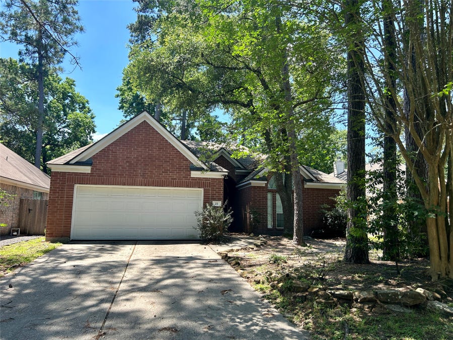 Property photo for 23 Tivoli Garden Court, The Woodlands, TX