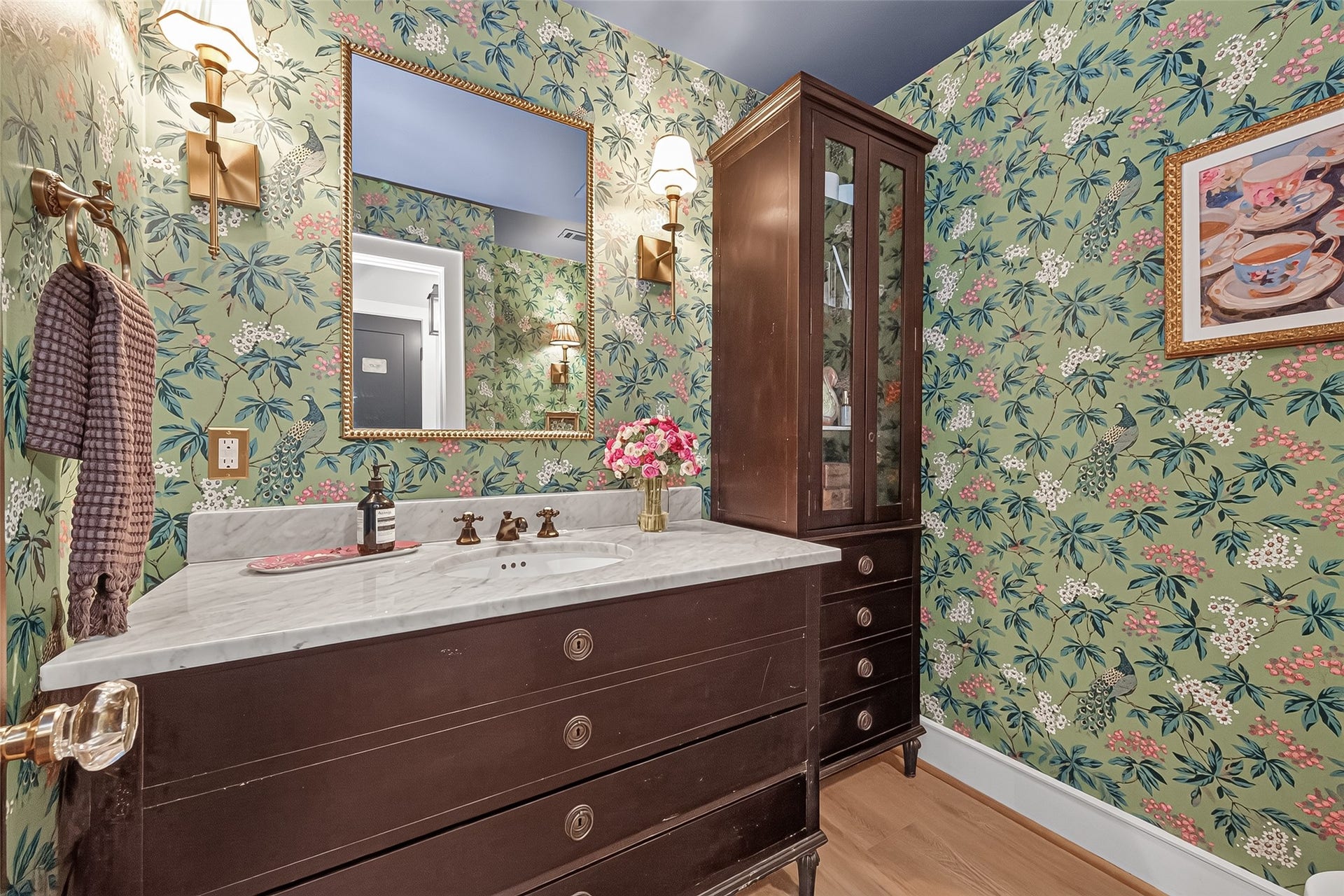 38 N Longspur Drive, The Woodlands, TX 77380 38 N Longspur Drive, The Woodlands, TX 77380