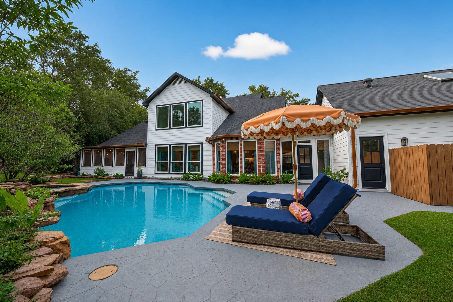 38 N Longspur Drive, The Woodlands, TX 77380 38 N Longspur Drive, The Woodlands, TX 77380