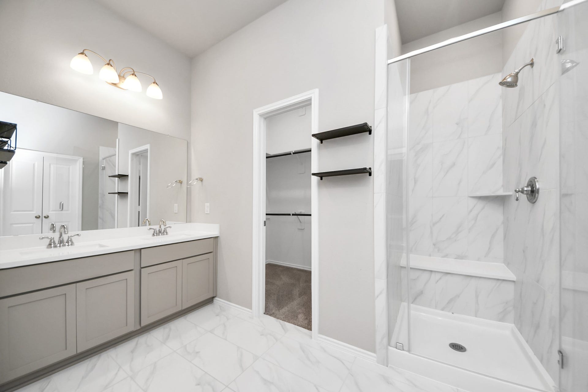 12915 California Palm Court, Cypress, TX 77433 Primary Bathroom