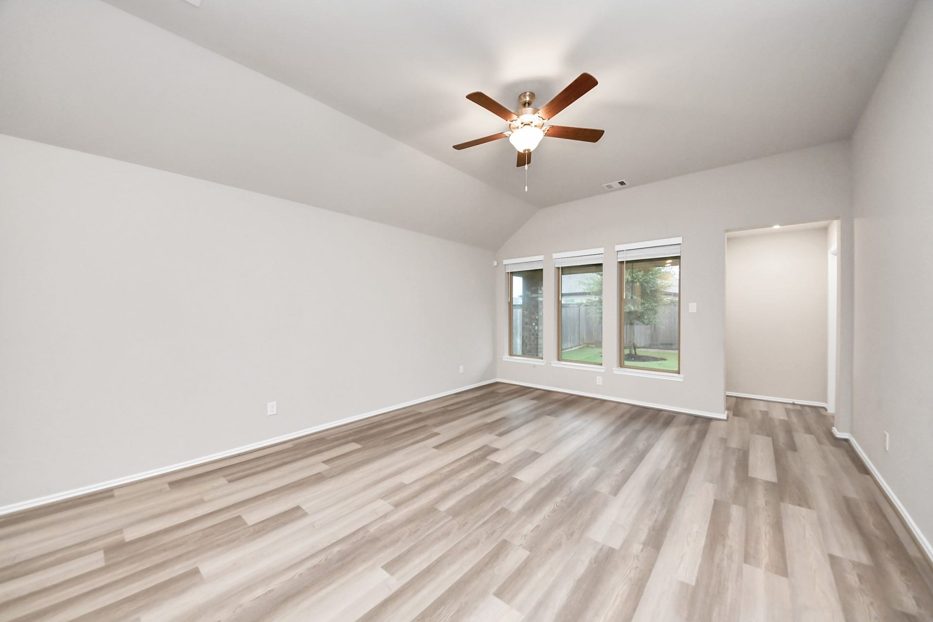 12915 California Palm Court, Cypress, TX 77433 Living Room