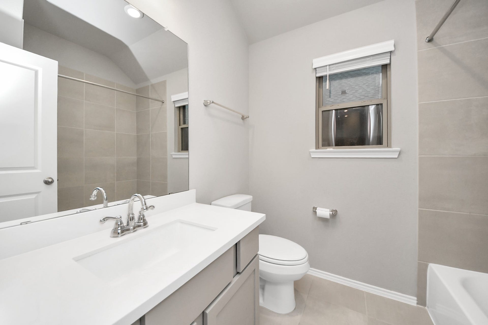 12915 California Palm Court, Cypress, TX 77433 Bathroom 2