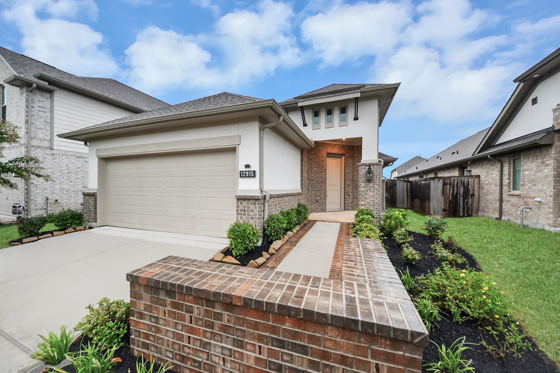 12915 California Palm Court, Cypress, TX 77433 12195 California Palm Court