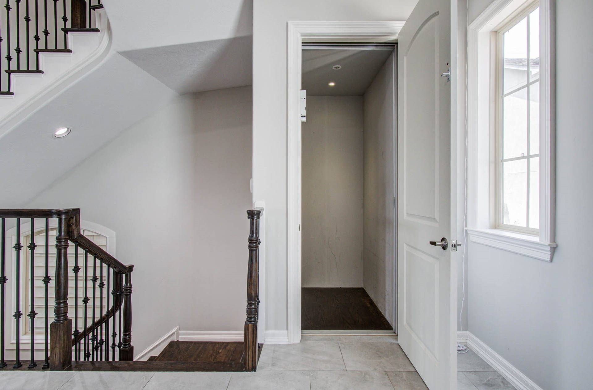 11123 Olympia Drive, Houston, TX 77042 Elevator ready to use.