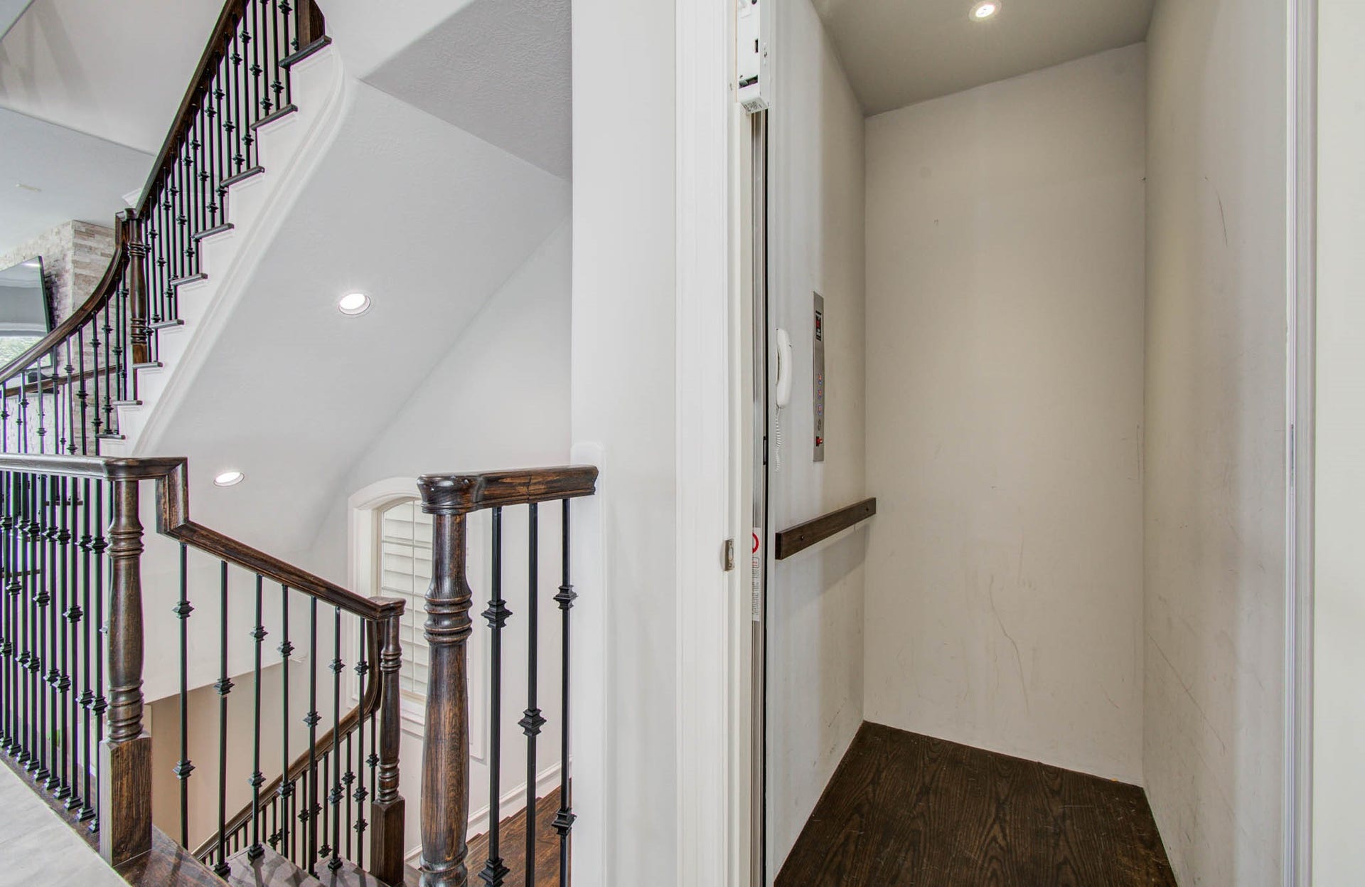 11123 Olympia Drive, Houston, TX 77042 Elevator ready to use.