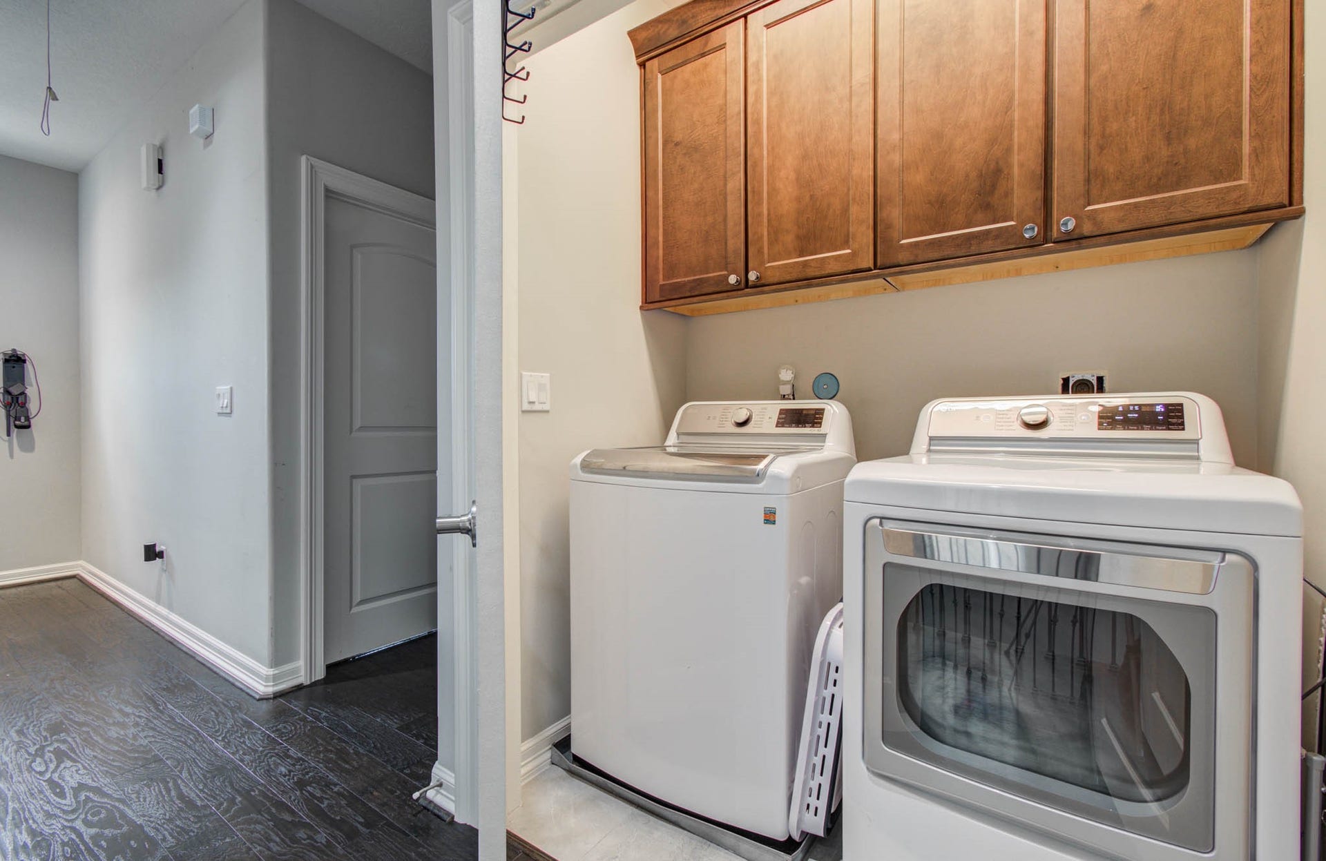 11123 Olympia Drive, Houston, TX 77042 Laundry room on 3rd floor.