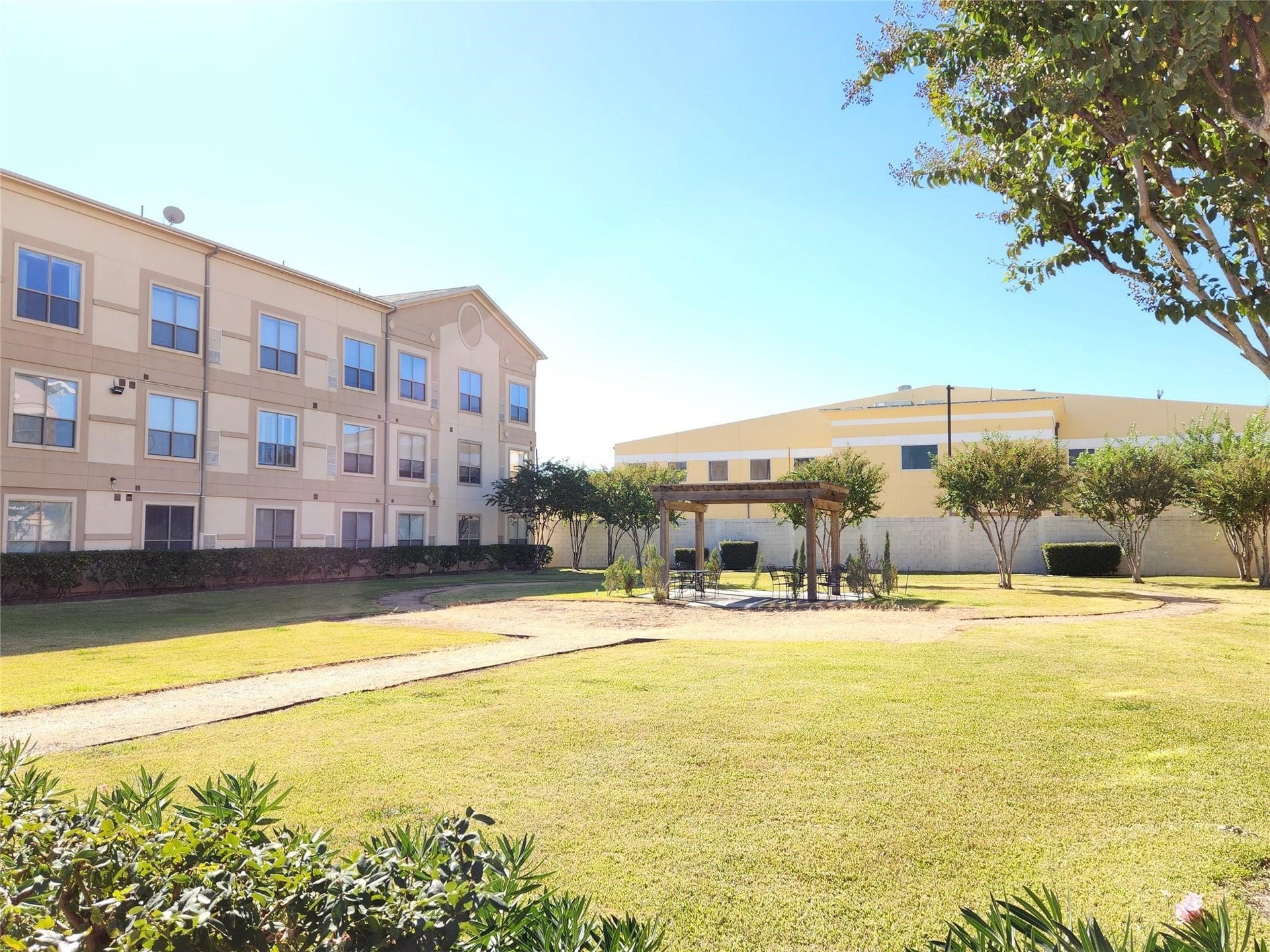 6611 W Sam Houston Parkway S, #1A, Houston, TX 77072 6611 W Sam Houston Parkway S, #1A, Houston, TX 77072