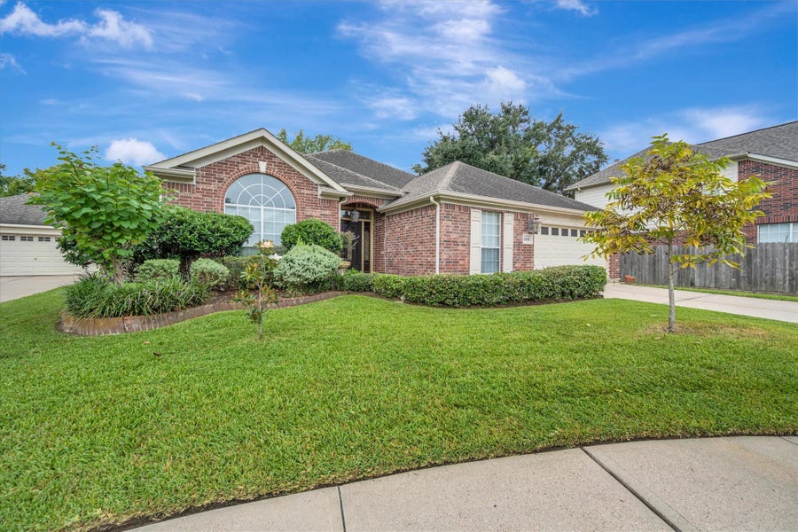 Property photo for 13910 Marbledale Court, Houston, TX