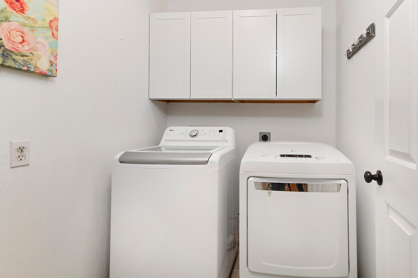 174 N Wimberly Way, The Woodlands, TX 77385 Utility room