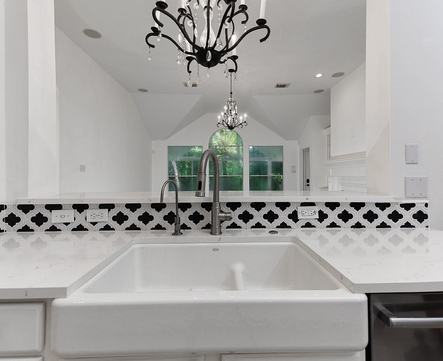 174 N Wimberly Way, The Woodlands, TX 77385 174 N Wimberly Way, The Woodlands, TX 77385