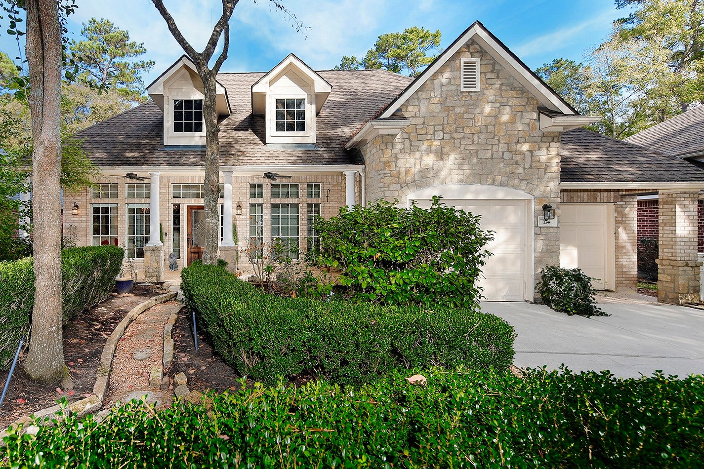 174 N Wimberly Way, The Woodlands, TX 77385 174 N Wimberly Way, The Woodlands, TX 77385