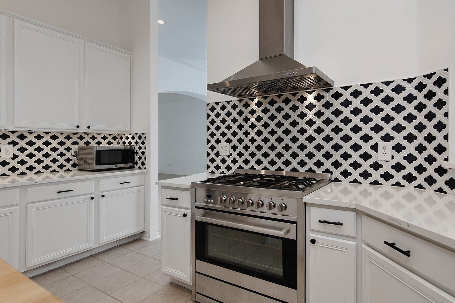174 N Wimberly Way, The Woodlands, TX 77385 174 N Wimberly Way, The Woodlands, TX 77385