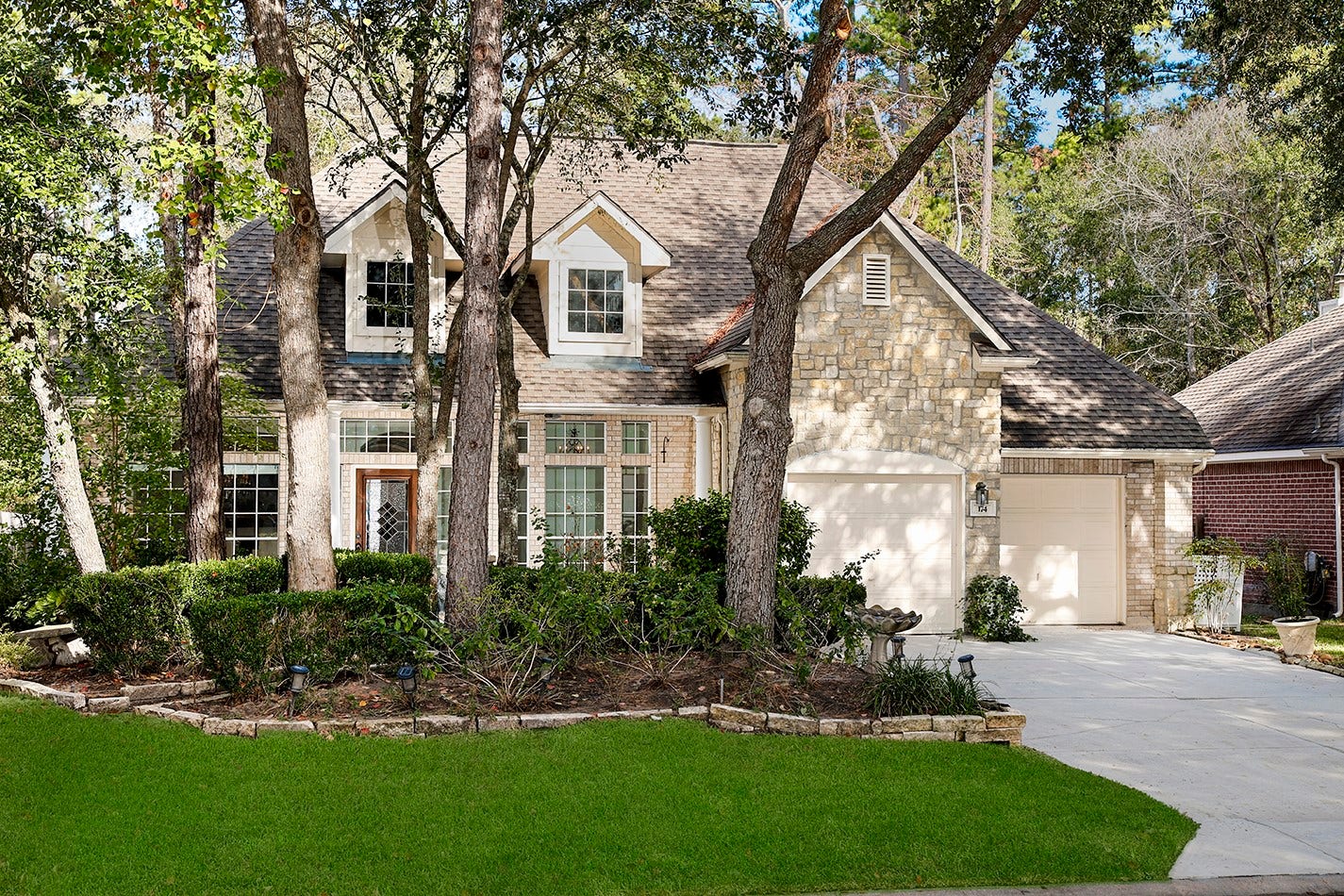 174 N Wimberly Way, The Woodlands, TX 77385 174 N Wimberly Way, The Woodlands, TX 77385