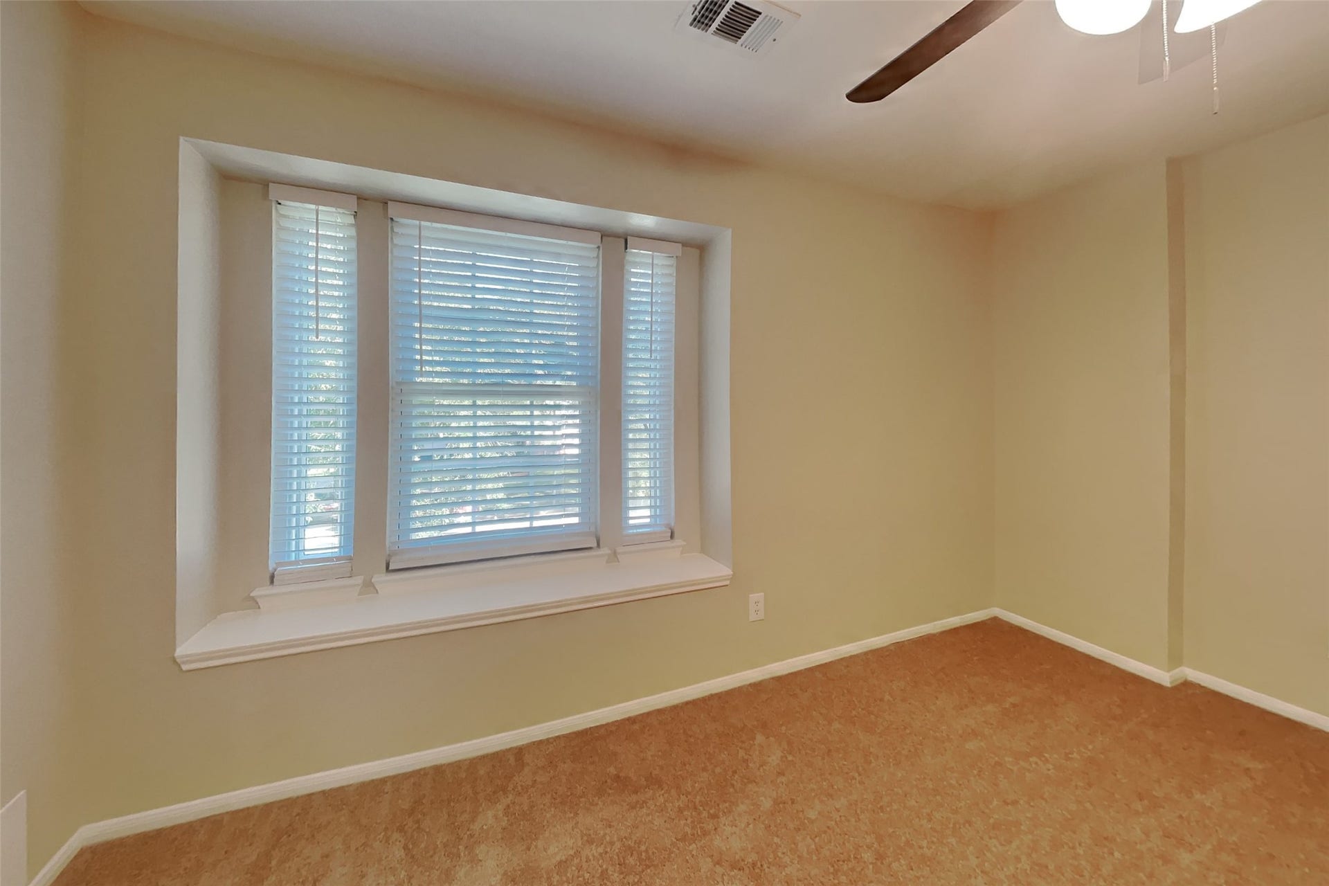 826 Featherbrook Court, Sugar Land, TX 77479 826 Featherbrook Court, Sugar Land, TX 77479