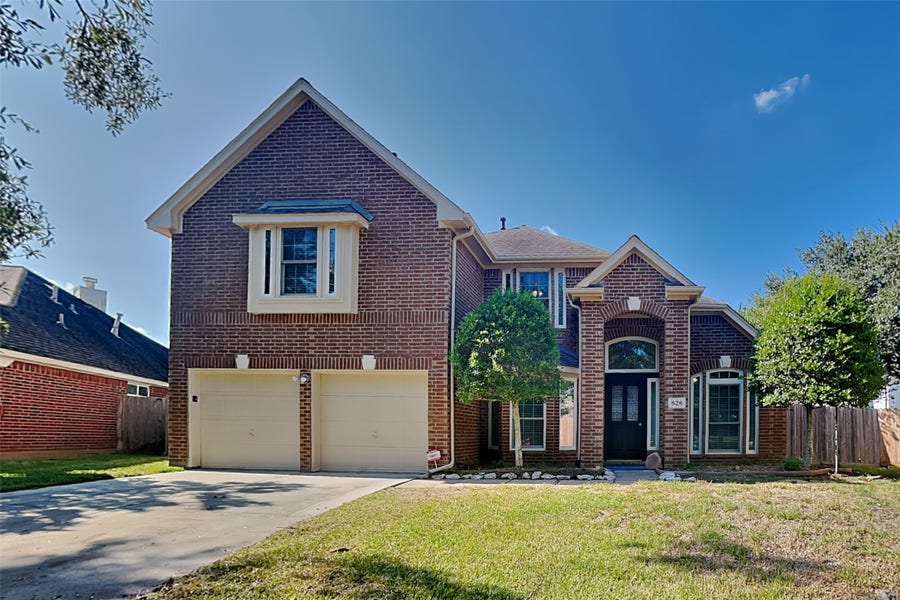 Property photo for 826 Featherbrook Court, Sugar Land, TX