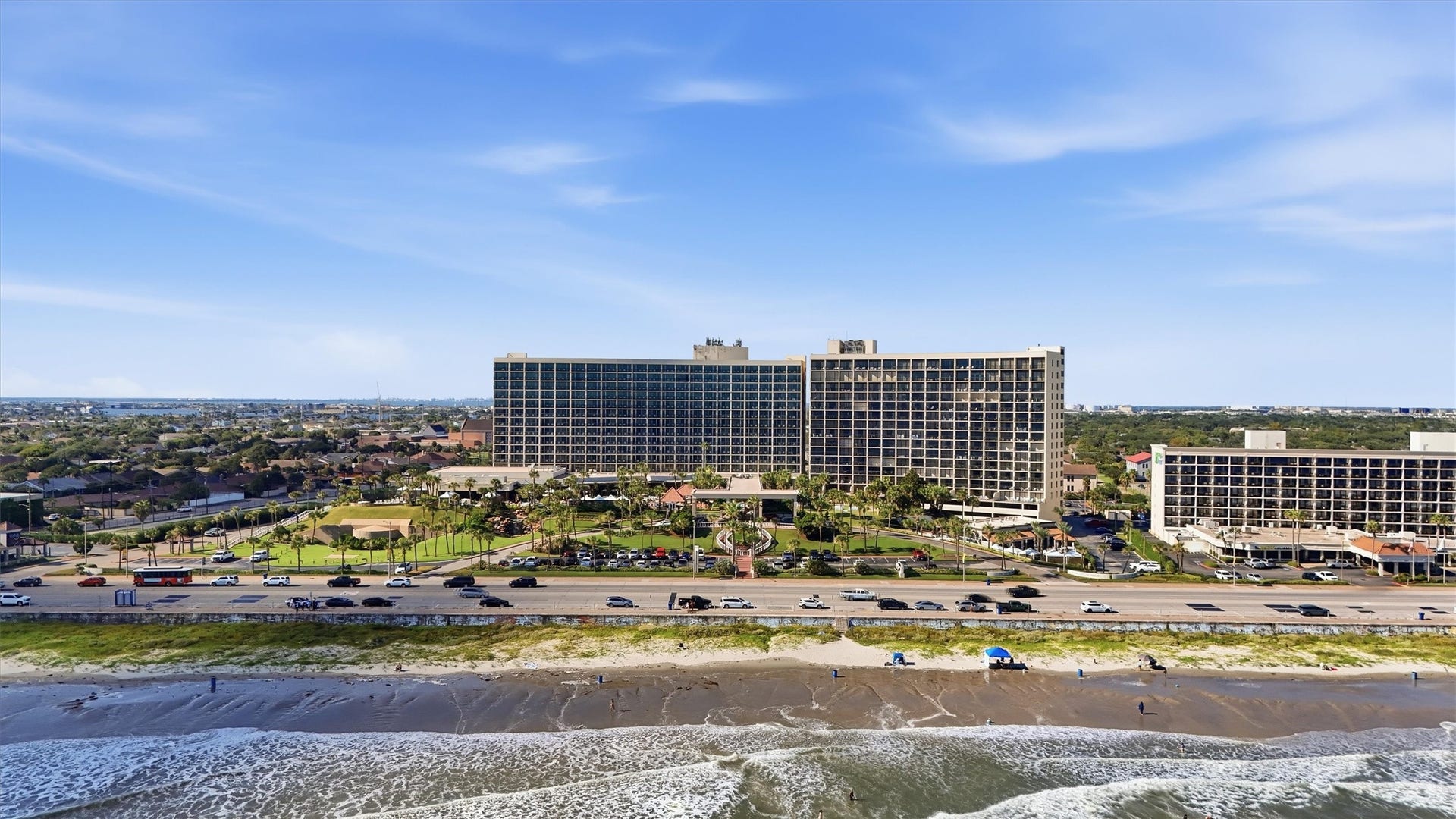 5220 Seawall Boulevard, #1233D, Galveston, TX 77551 Discover a coastal escape just across Seawall Boulevard from the beach.
