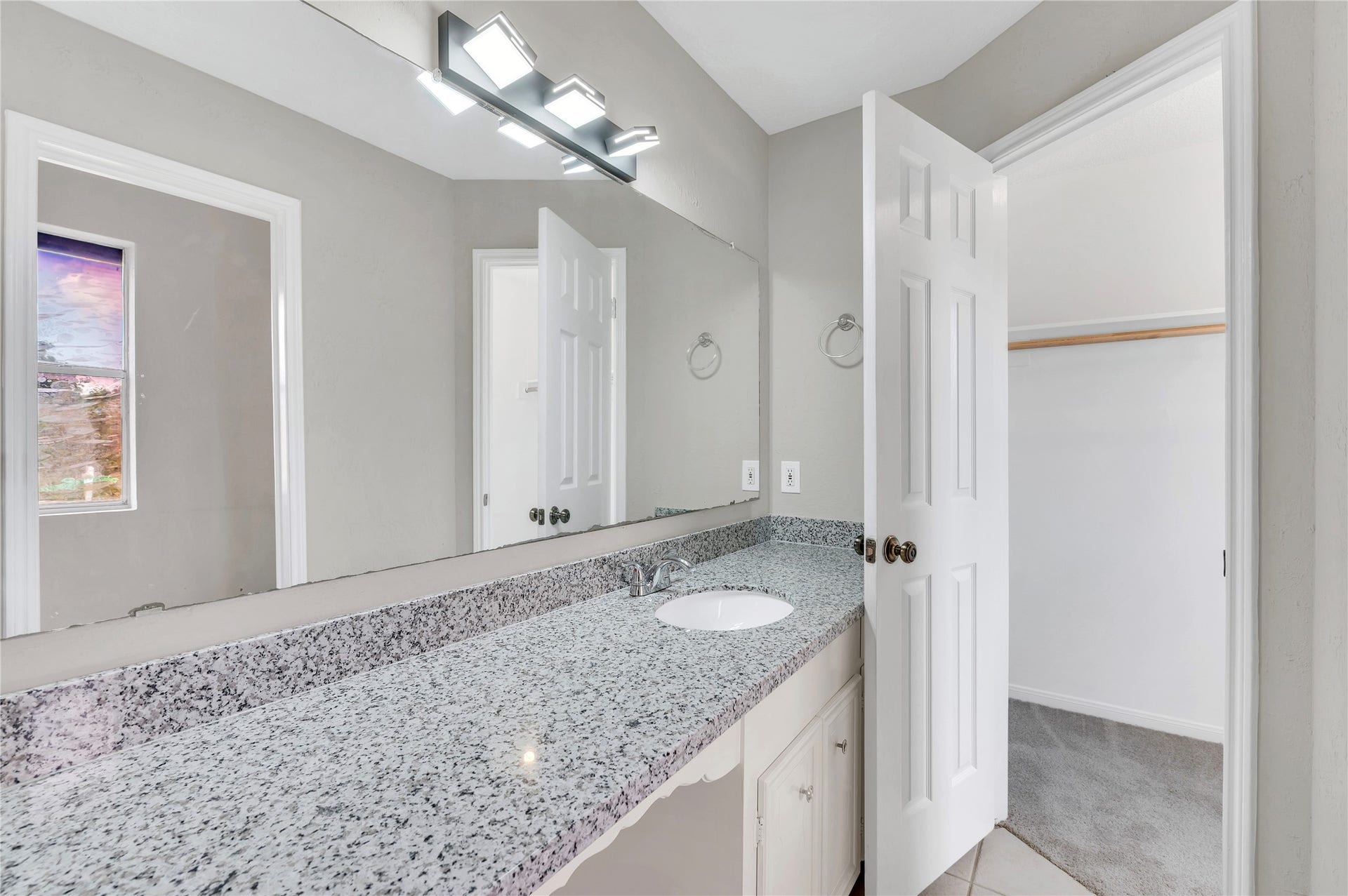 5422 Thistle Drive, Dickinson, TX 77539 5422 Thistle Drive, Dickinson, TX 77539