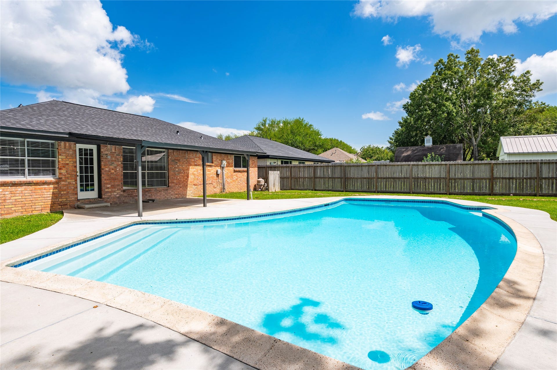 5422 Thistle Drive, Dickinson, TX 77539 5422 Thistle Drive, Dickinson, TX 77539