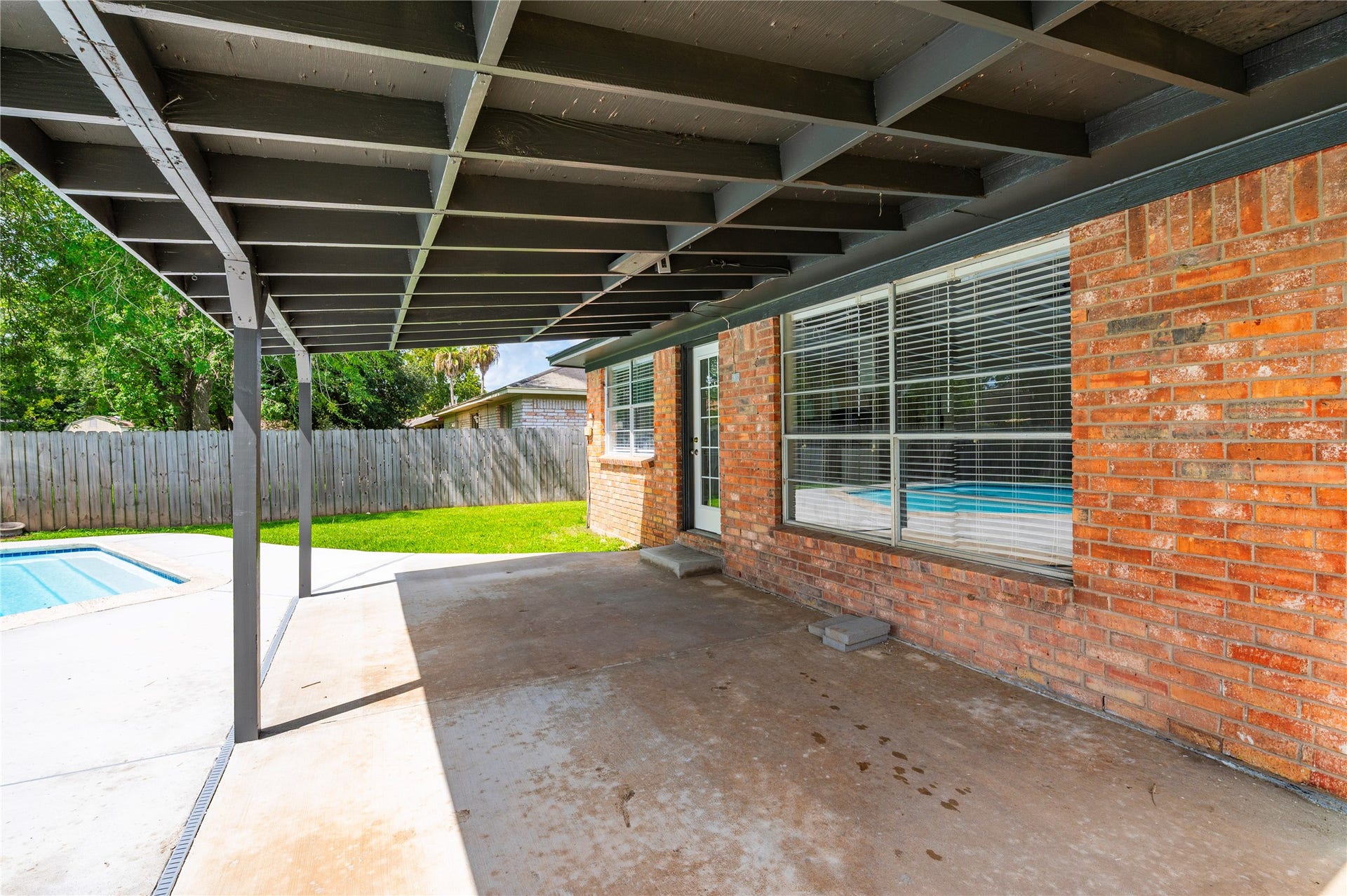 5422 Thistle Drive, Dickinson, TX 77539 5422 Thistle Drive, Dickinson, TX 77539