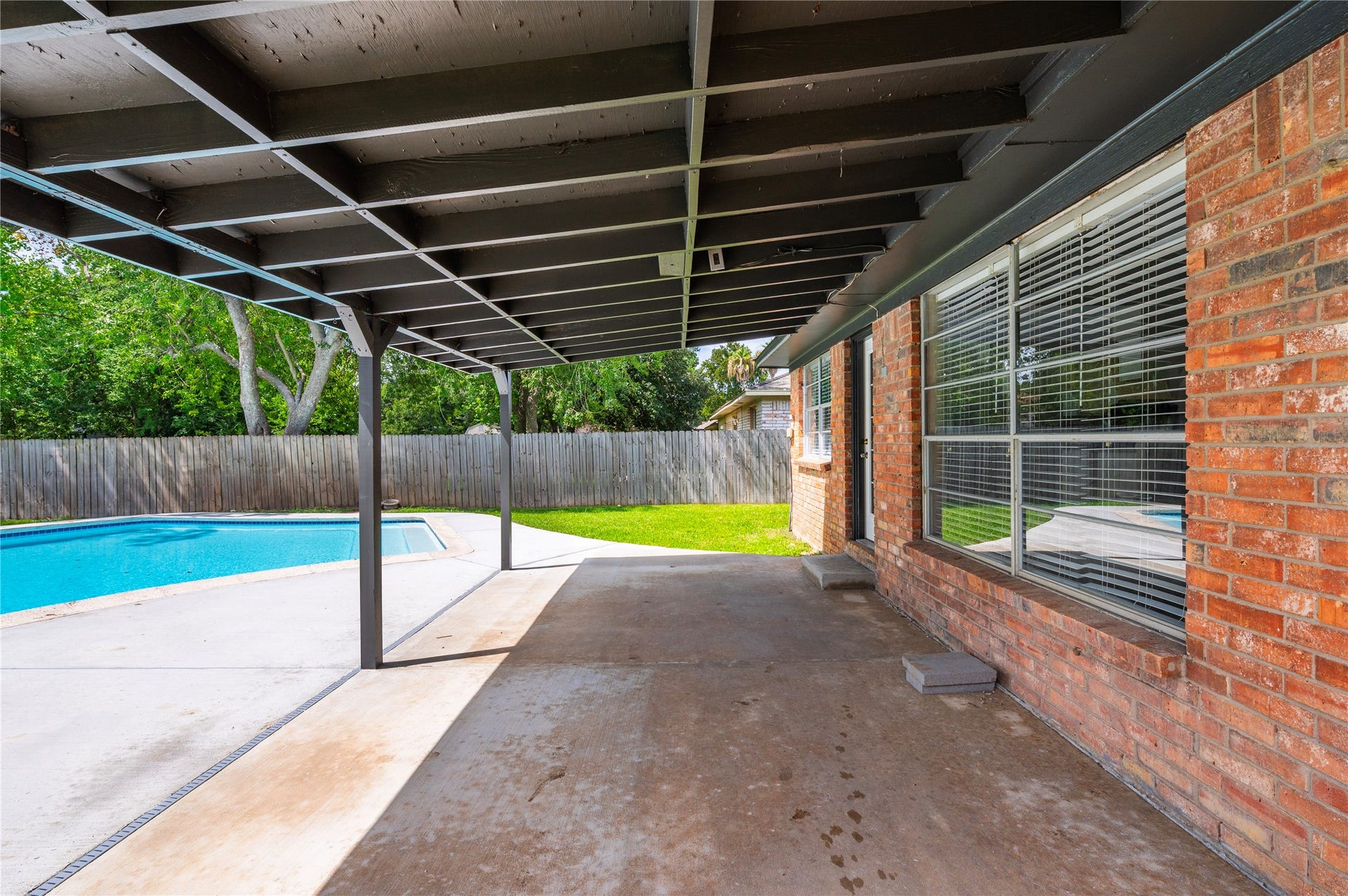 5422 Thistle Drive, Dickinson, TX 77539 5422 Thistle Drive, Dickinson, TX 77539