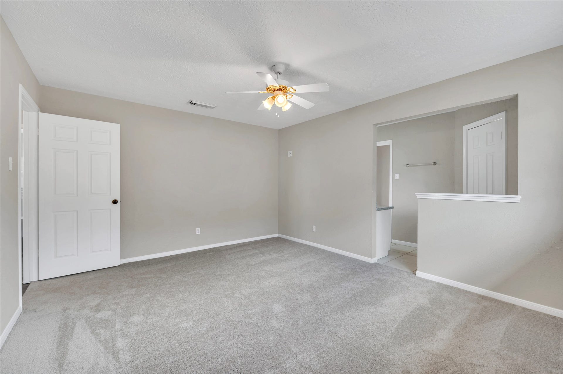 5422 Thistle Drive, Dickinson, TX 77539 5422 Thistle Drive, Dickinson, TX 77539