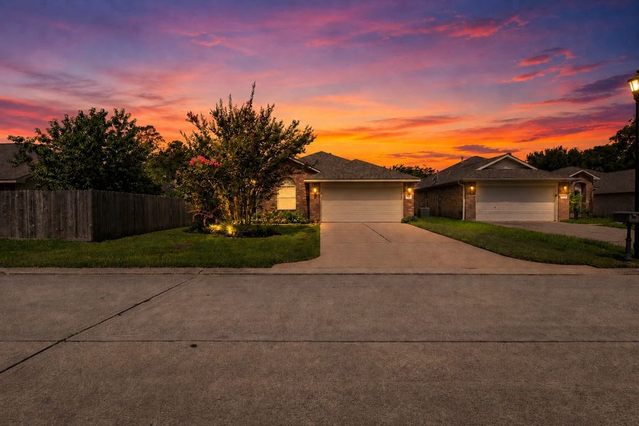 Property photo for 711 Levi Bend, Magnolia, TX
