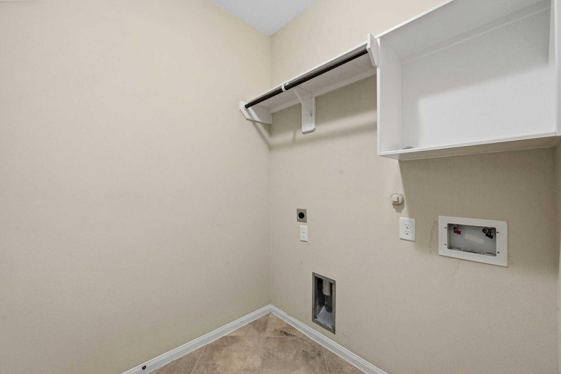 21243 Lily Springs Drive, Porter, TX 77365 21243 Lily Springs Drive, Porter, TX 77365