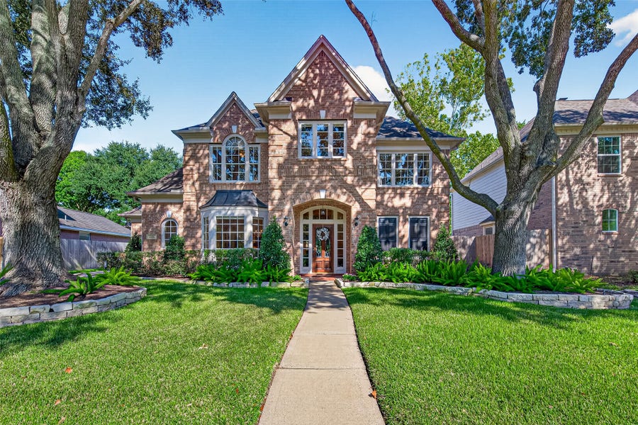 Property photo for 22010 Mission Hills Lane, Katy, TX