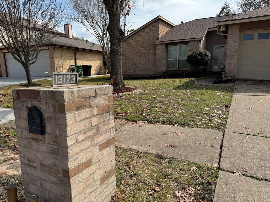 Property photo for 13123 CHIPMAN GLEN Drive, Houston, TX