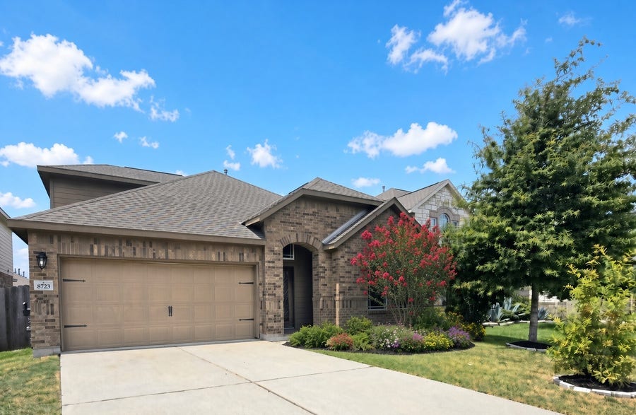 Property photo for 8723 W Crescent Lake Circle, Baytown, TX