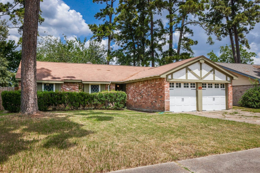 Property photo for 5519 Birchgate Drive, Spring, TX
